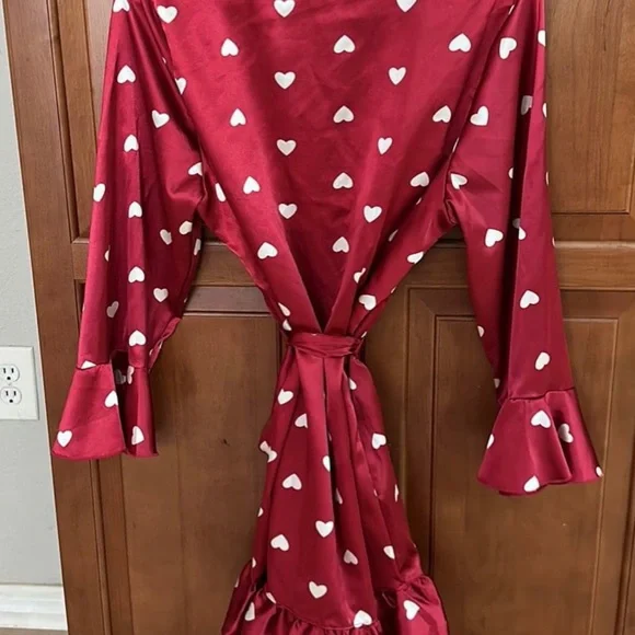 Shein Polyester Robe - Picture 2 of 3